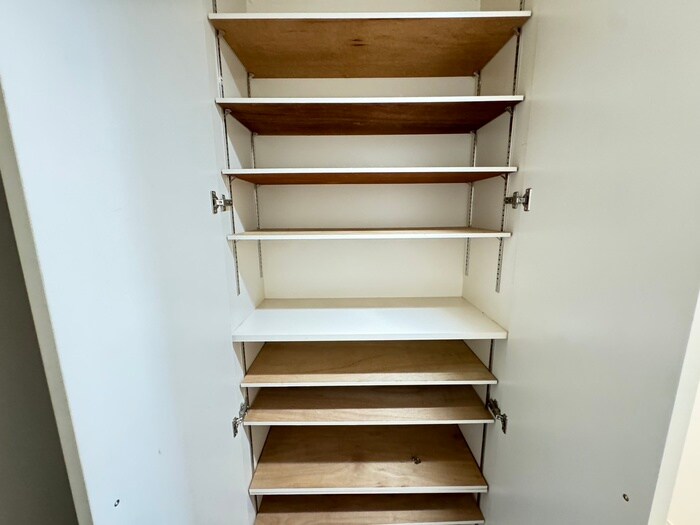 物件内観写真16　(靴箱)