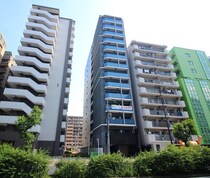 ｺﾝﾌｫﾘｱ･ﾘｳﾞ新大阪ＷＥＳＴの外観写真