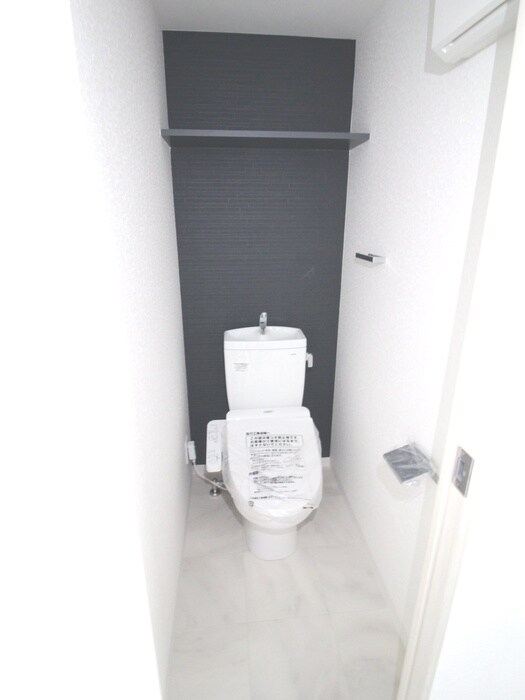 物件内観写真9　(トイレ)