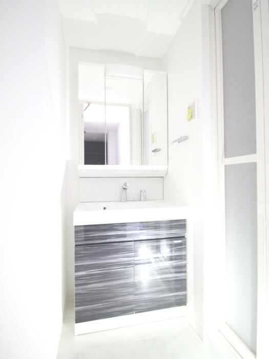 物件内観写真9　(洗面)