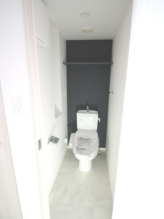 物件内観写真9　(トイレ)