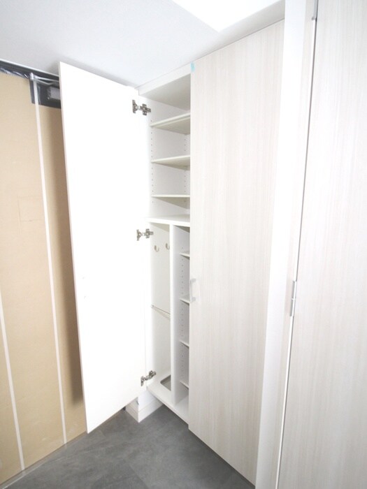 物件内観写真17　(靴箱)