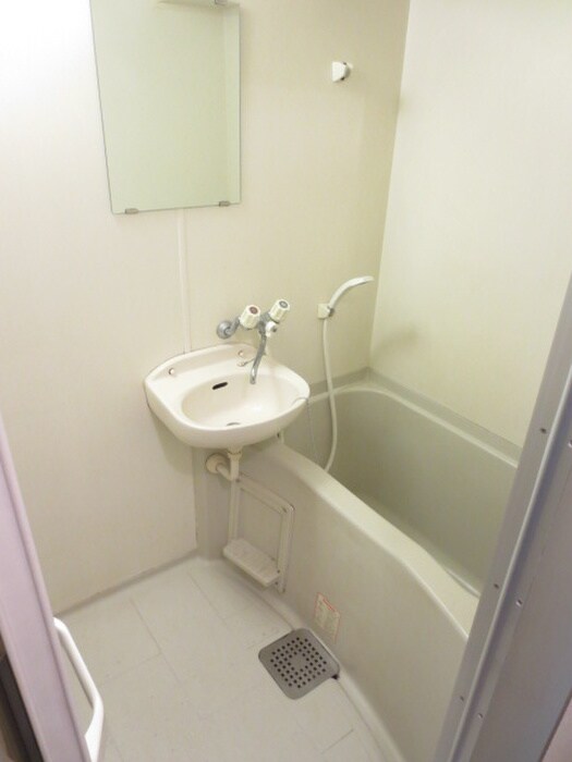 物件内観写真12　(洗面)