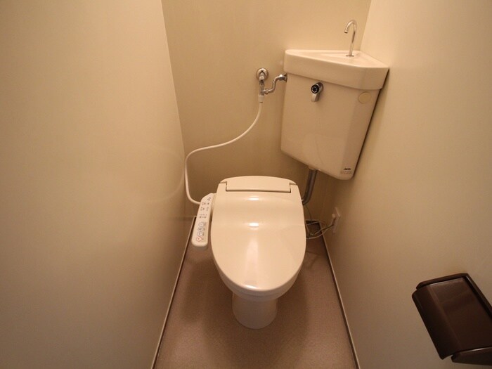 物件内観写真13　(トイレ)