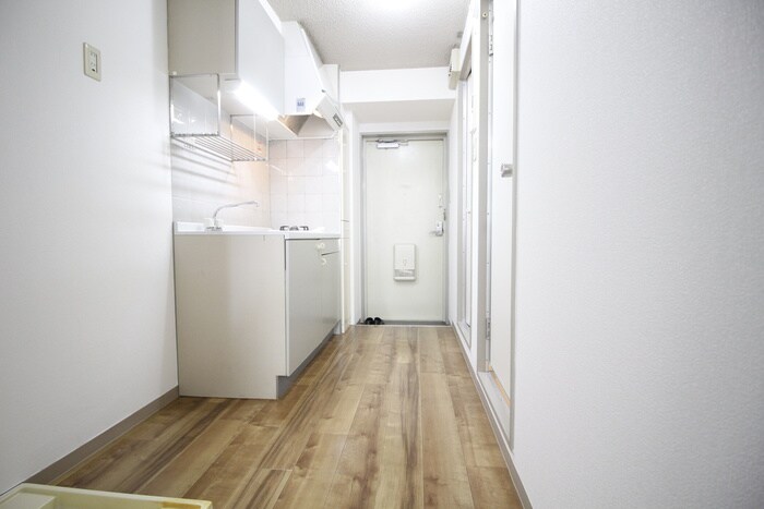 物件内観写真18　(廊下)