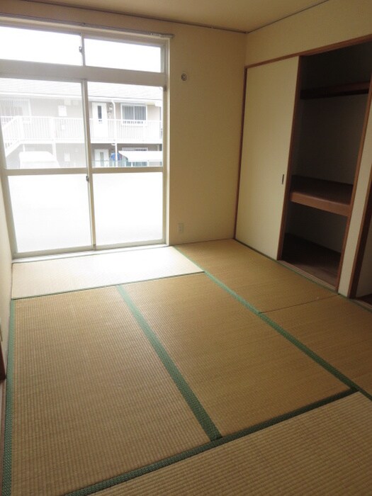 物件内観写真13　(居室)