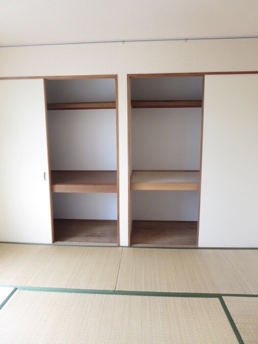 物件内観写真14　(収納)