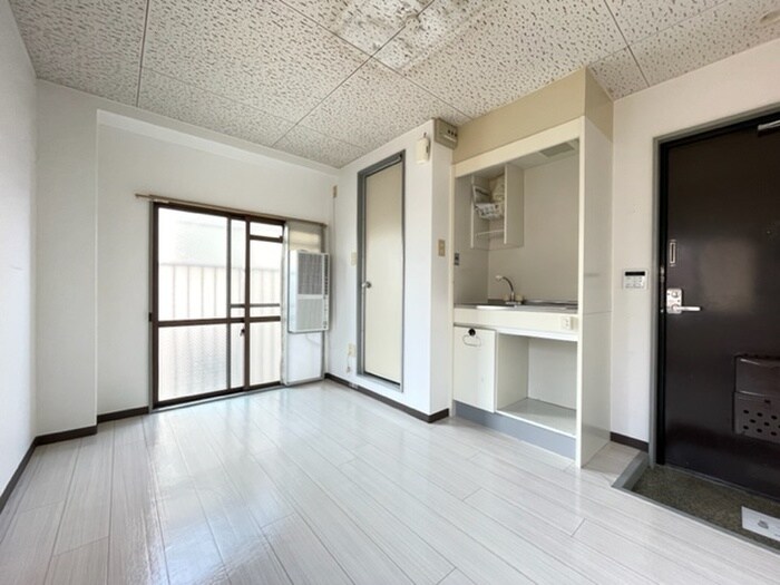 物件内観写真8　(居室)