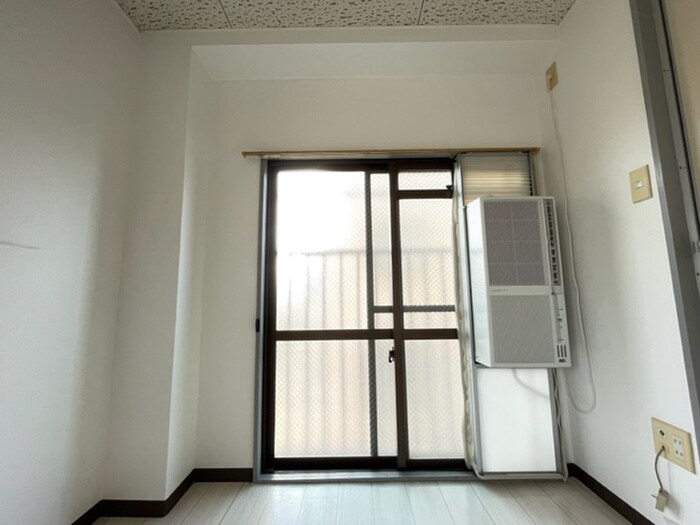 物件内観写真11　(居室)