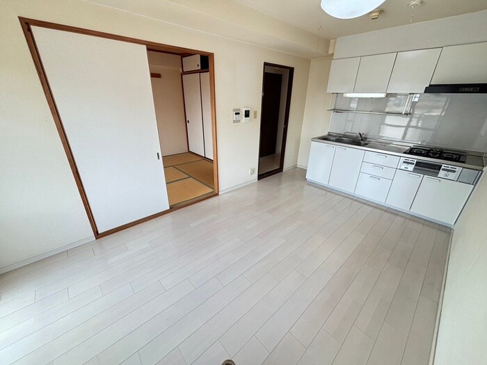 物件内観写真7　(居室)