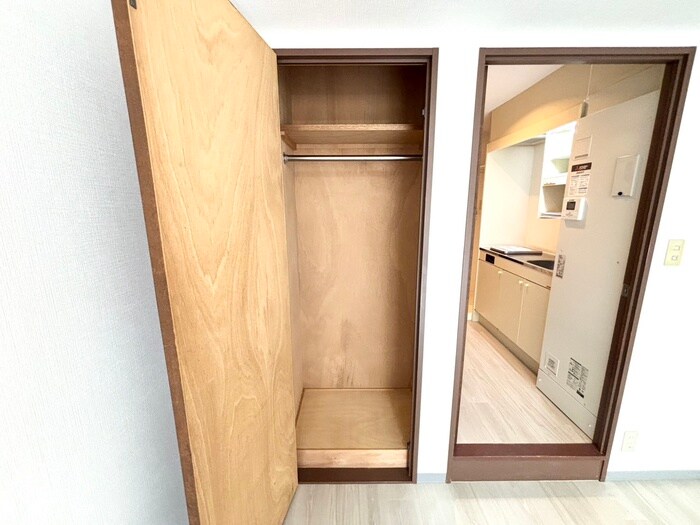 物件内観写真14　(収納)