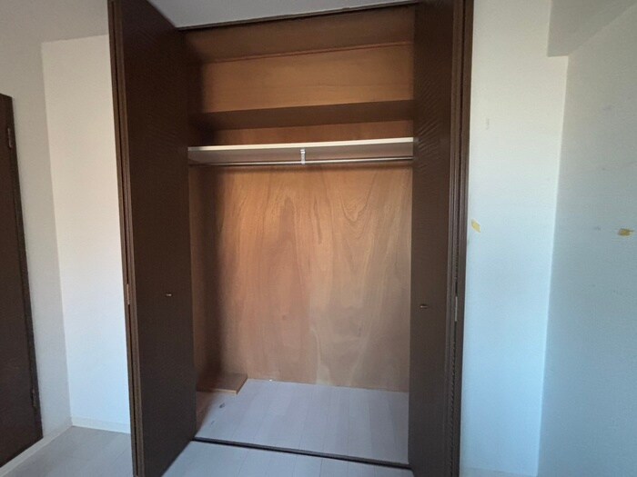 物件内観写真15　(収納)