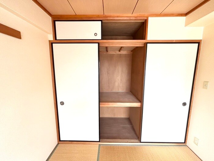 物件内観写真15　(収納)