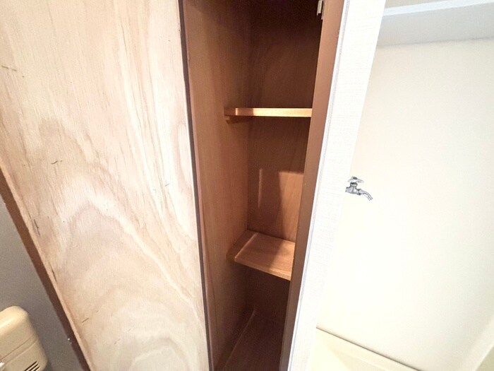 物件内観写真15　(収納)
