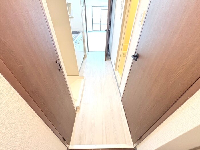 物件内観写真17　(廊下)