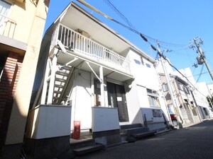 日比アパート外観写真