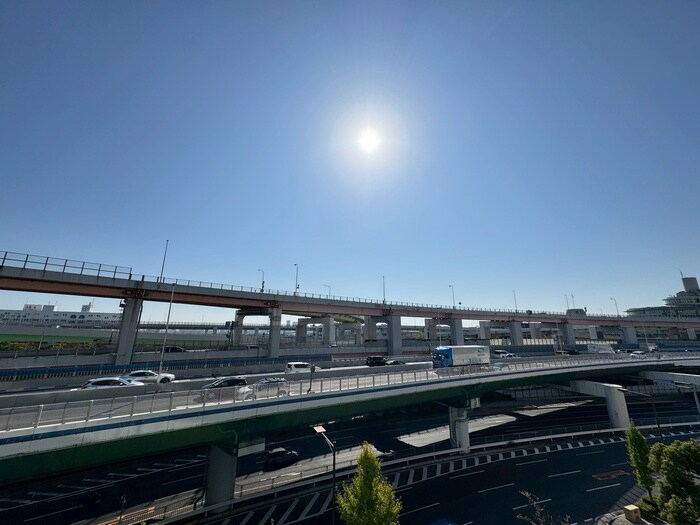 物件内観写真22　(室内からの展望)