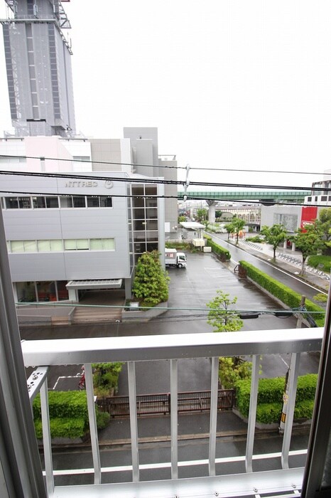 物件内観写真11　(室内からの展望)