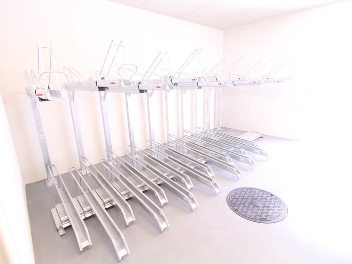 物件外観写真3　(駐輪場)