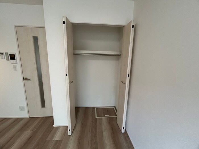 物件内観写真12　(収納)