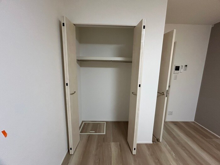 物件内観写真12　(収納)
