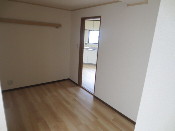 物件内観写真11　(居室)