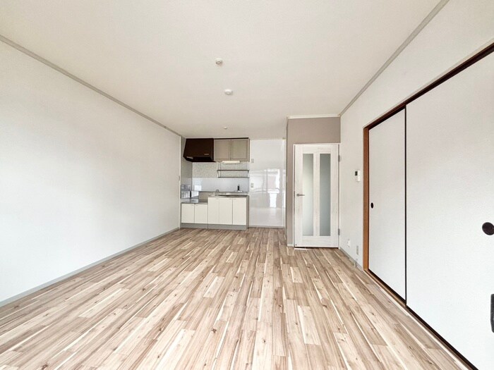 物件内観写真7　(居室)