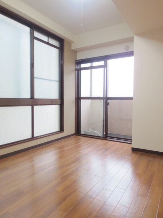 物件内観写真10　(居室)