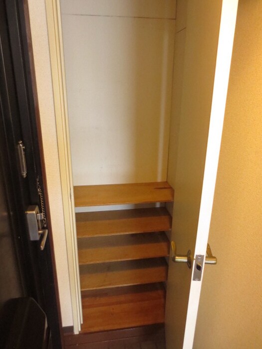 物件内観写真21　(靴箱)