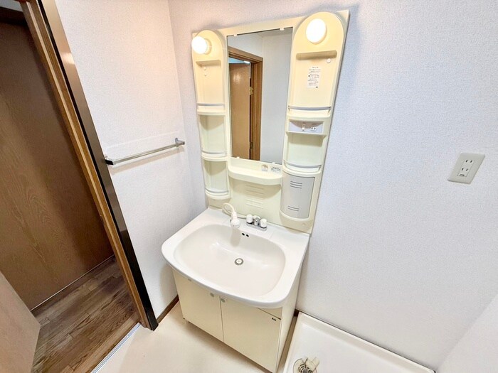 物件内観写真14　(洗面)