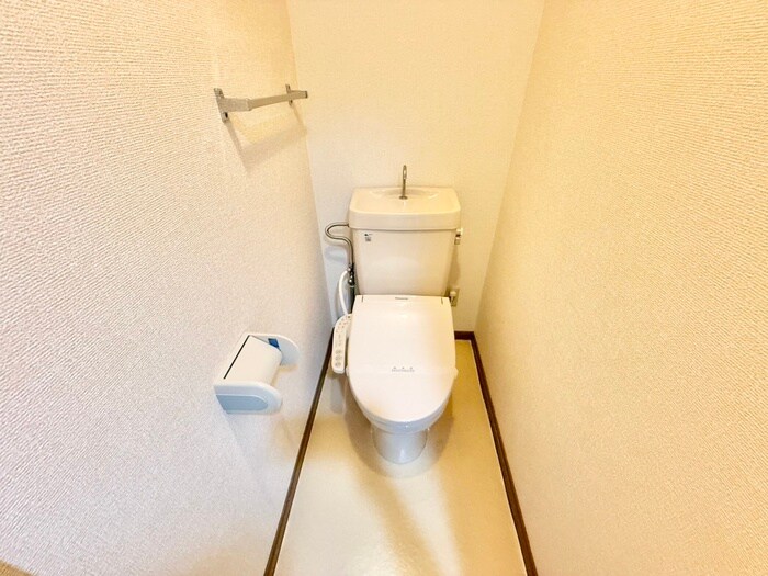 物件内観写真15　(トイレ)