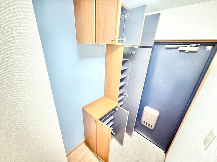 物件内観写真17　(靴箱)