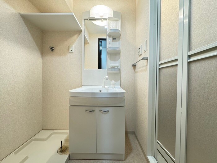 物件内観写真12　(洗面)