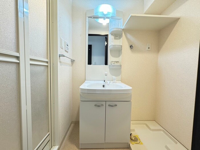 物件内観写真12　(洗面)