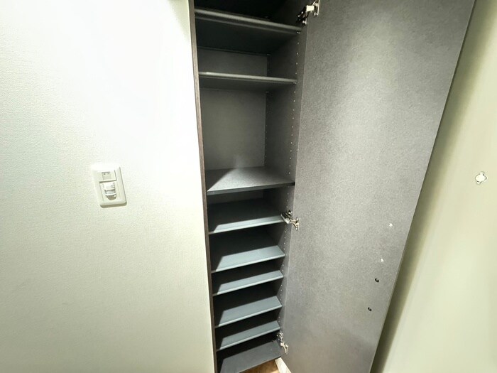 物件内観写真15　(靴箱)