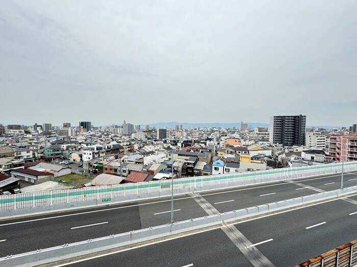 物件内観写真22　(室内からの展望)