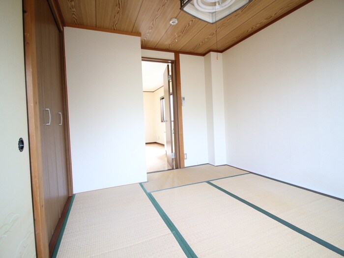 物件内観写真16　(居室)