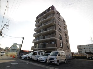 日本鉱産ビルグラハイツ外観写真