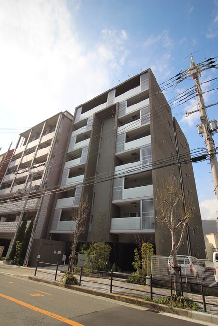 WOOD RIVER SHIN-OSAKA外観写真
