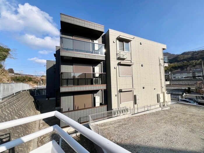 物件外観写真5　(外観写真)