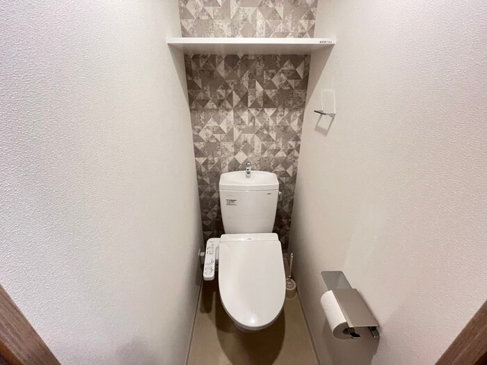 物件内観写真11　(トイレ)