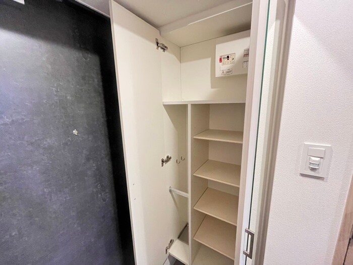 物件内観写真16　(靴箱)