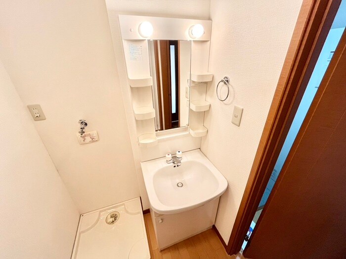 物件内観写真12　(洗面)