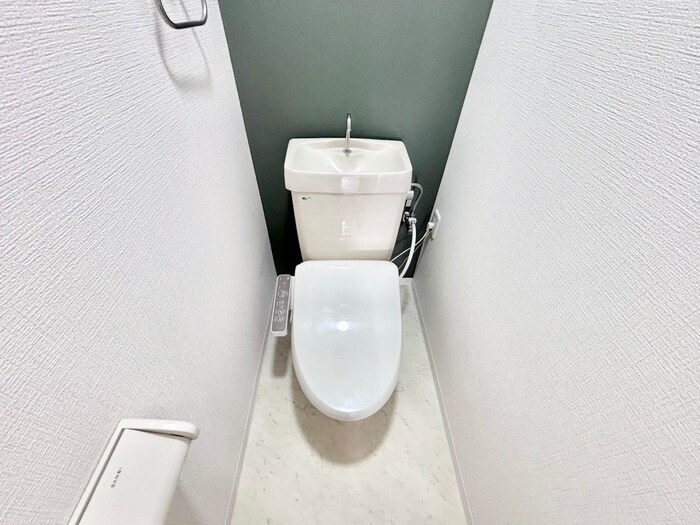 物件内観写真11　(トイレ)