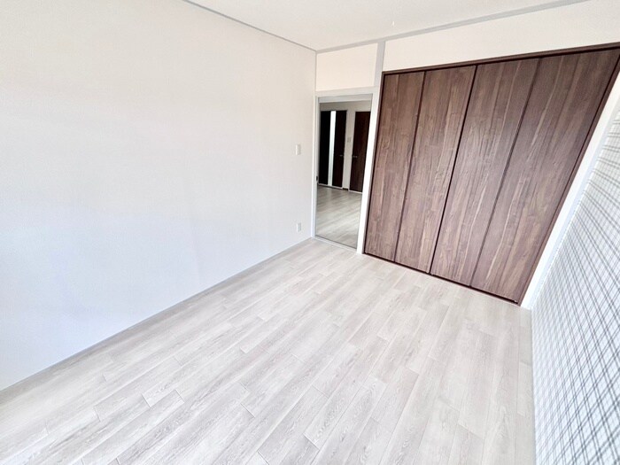 物件内観写真18　(居室)