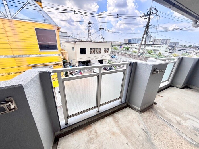 物件内観写真22　(室内からの展望)