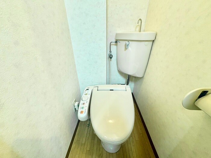 物件内観写真8　(トイレ)