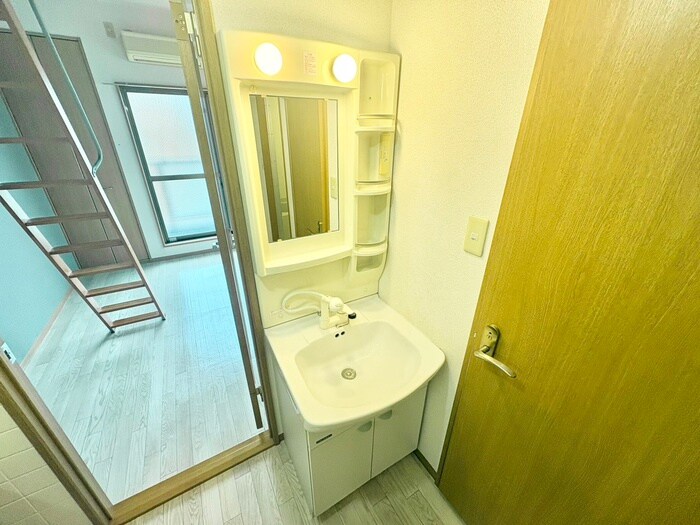 物件内観写真10　(洗面)