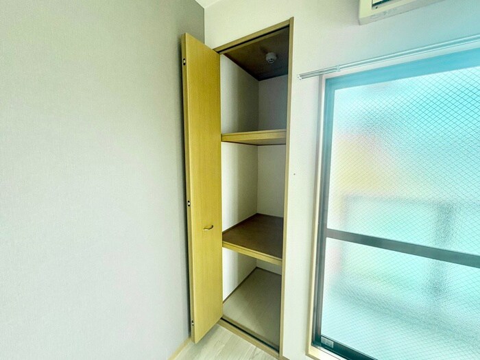 物件内観写真18　(収納)
