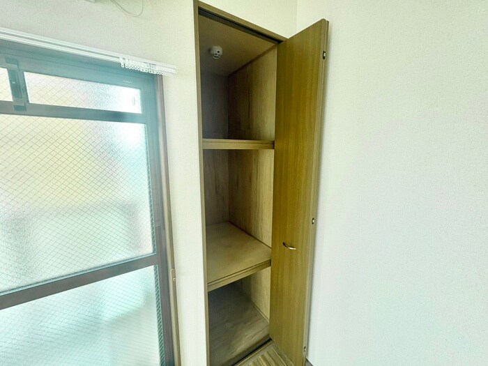 物件内観写真18　(収納)